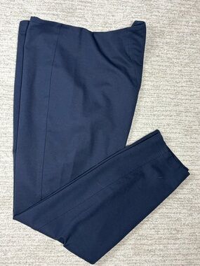 Women's Navy Straight-Leg Capris Size 18